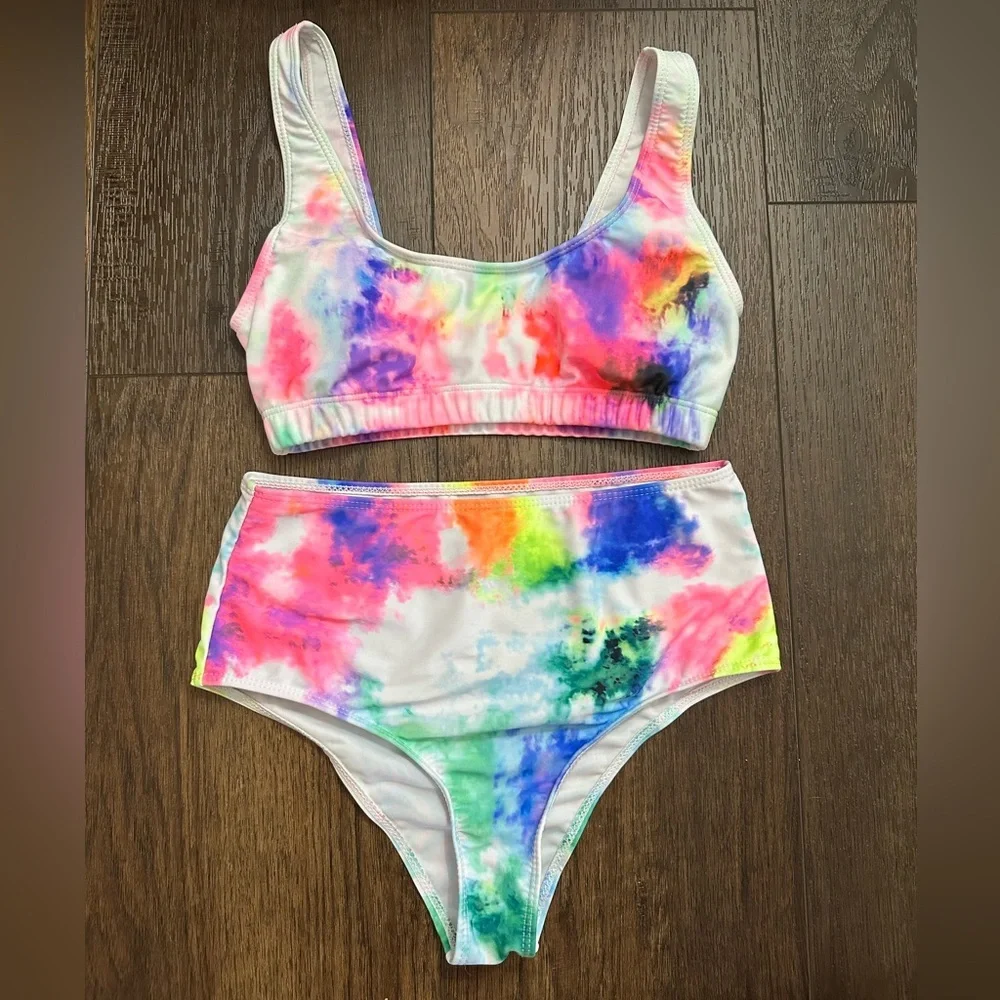 SHEIN Vibrant Tie-Dye Kids Bikini Set